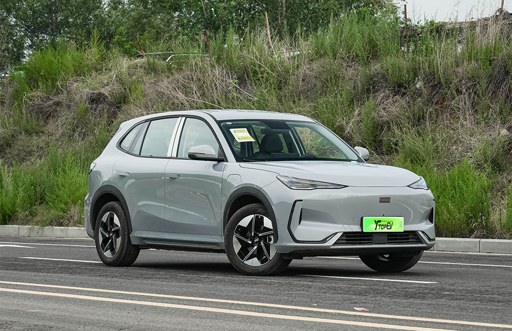 Rekordowy eksport chińskich aut w marcu 2026: BYD, Chery i Geely napędzają globalną ekspansję